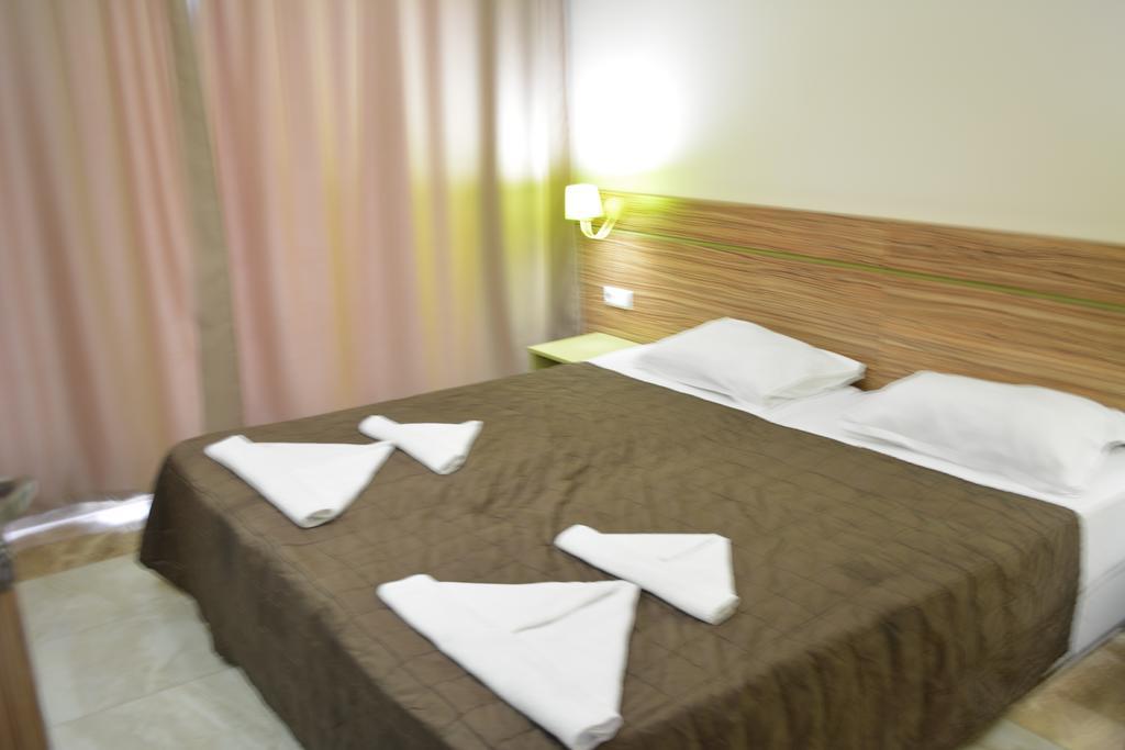 Tm Deluxe Hotel ซันนีบีช ภายนอก รูปภาพ