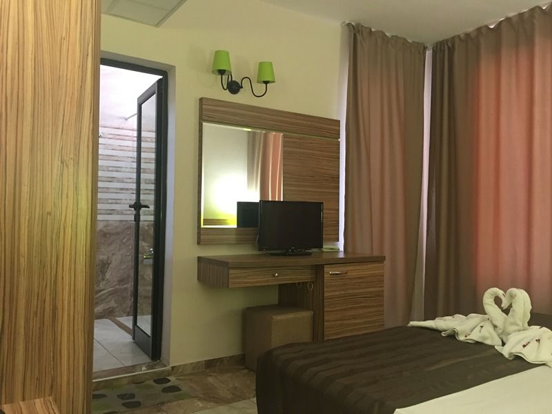 Tm Deluxe Hotel ซันนีบีช ภายนอก รูปภาพ
